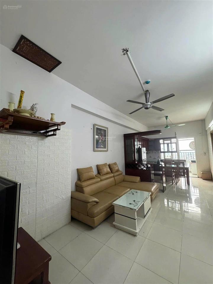 Cần bán căn hộ 2 ngủ 2wc nhà cơ bản về sửa theo ý mình giá chỉ 3tỷ1xx thấp nhất toàn khu