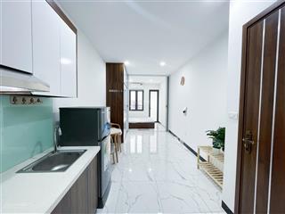 Phòng ở 285 đội cấn  ccmn mới 35m2  full đồ  ban công, máy giặt riêng  pccc hiện đại