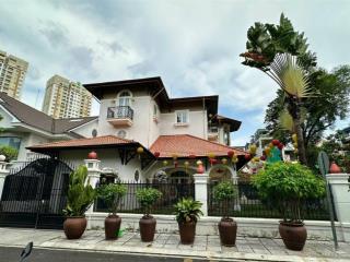 Cần bán gấp villa 2 mặt tiền khu biệt thự an ninh cao phường thảo điền 20x30m, compound vip