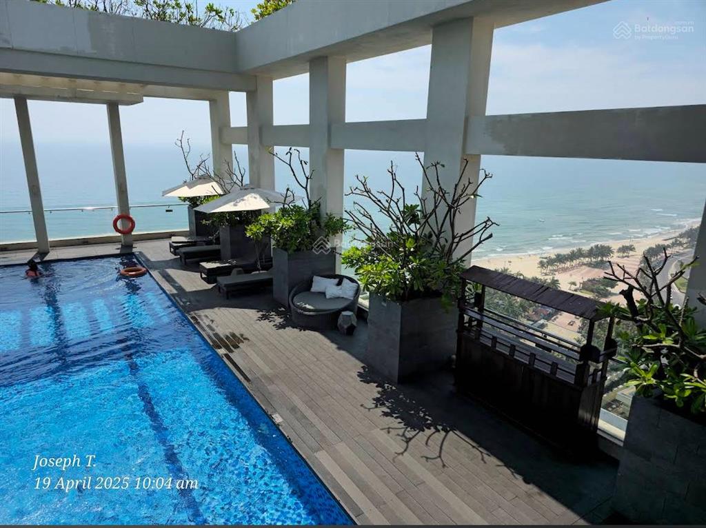 Chính chủ cần bán toà khách sạn 4 sao biển võ nguyên giáp, sơn trà, đà nẵng bãi tắm đẹp nhất