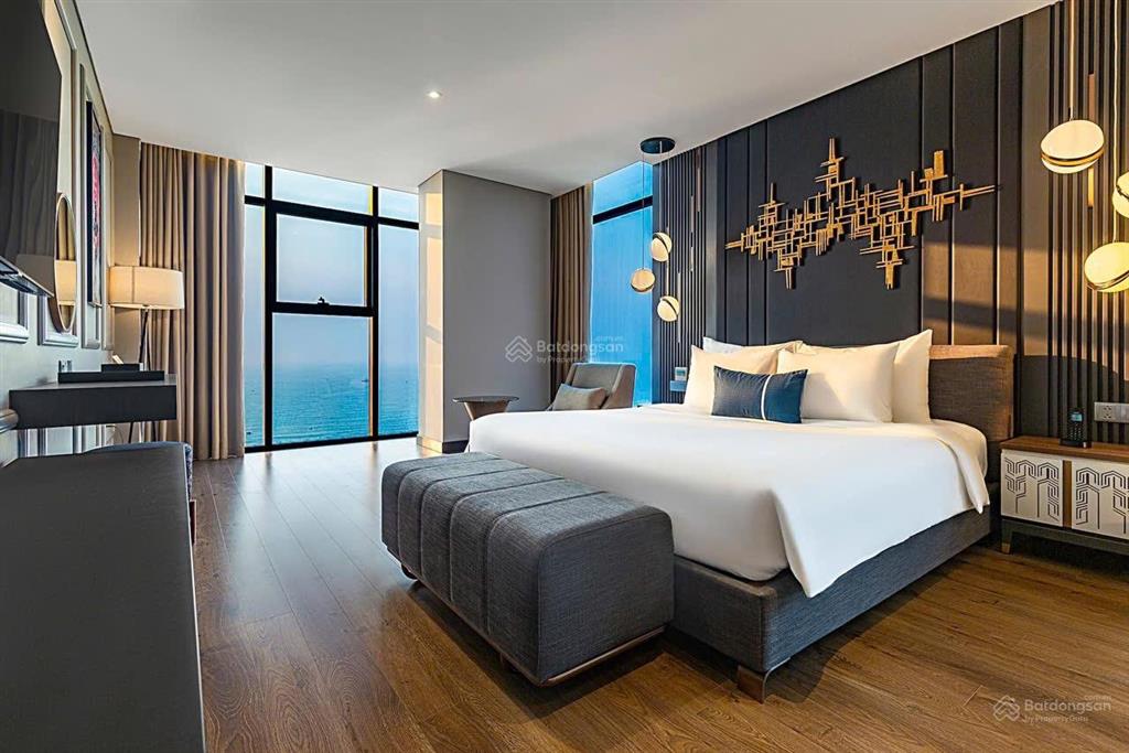 Chính chủ cần bán tòa khách sạn biển võ nguyên giáp, mặt biển vĩnh viễn, top khách sạn đẹp nhất đn