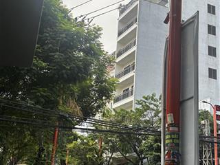 Chính chủ cần bán lô góc hồ nghinh, xây cao tầng, trục thẳng bãi tắm võ nguyên giáp