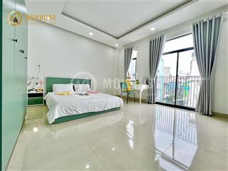 Chdv studio dt 45m2 ban công full nội thất gần ngã tư phú nhuậncăn này siêu phẩm trong tầm giá