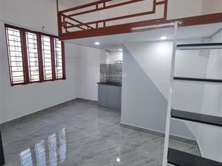 Cho thuê phòng trọ duplex cửa sổ ánh sáng ngập phòng gần đại học văn lang, hutech, ngoại thương,..