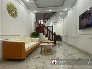 Bán nhà ngọc hà ba đình,cách ô tô 50m, nhà mới 100% nội thất xịn ở luôn, 3 thoáng 5 tầng giá 8,9 tỷ