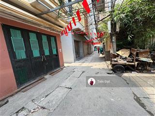 Bán nhà nguyễn khánh toàn  dương quảng hàm 50m2, nhà dân xây,4pn thang giữa giá 15,8 tỷ có tl