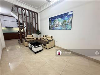 Bán nhà vĩnh phúc hoàng hoa thám,mặt ngõ thông ,dân xây kcbt,trung tâm ba đình , gần chợ vĩnh phúc.