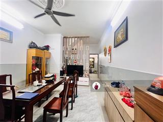 Bán nhà riêng ngõ 10 láng hạ thành công 57m2, giá 13,6 tỷ, full nội thất ở ngay, xem là chốt luôn