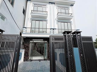 Bán nhà đẹp đại thành quốc oai, dt 90m2, 3 tầng có sân vườn, nhỉnh 5 tỷ vào ở luôn gần quận hà đông