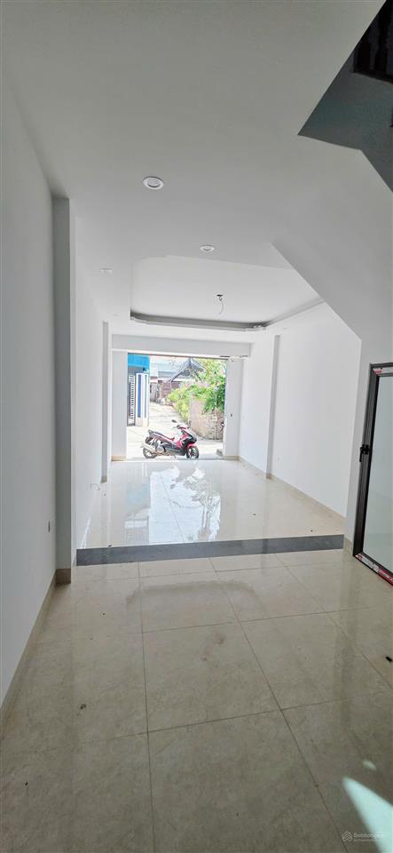 Bán nhà 4 tầng gara ô tô, xã đại thành cũ, hưng đạo mới, quốc oai, chỉ 4.6 tỷ mới đẹp vào ở ngay