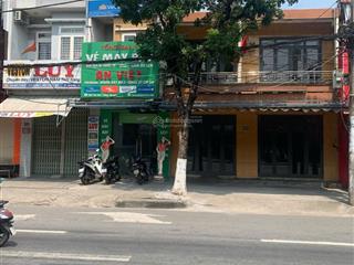 Chủ cần bán nhà mặt tiền 7.2m tôn đức thắng  làm việc trực tiếp với chủ   0905 983 ***