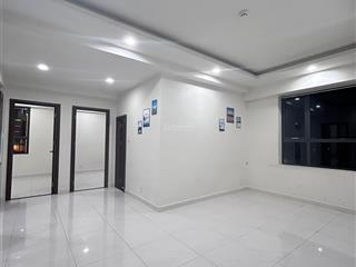 Cần cho thuê chung cư green river dt80m2 (3 phòng ngủ 2wc) ntcb giá 12 triệu. cách quận 5,10 2km.