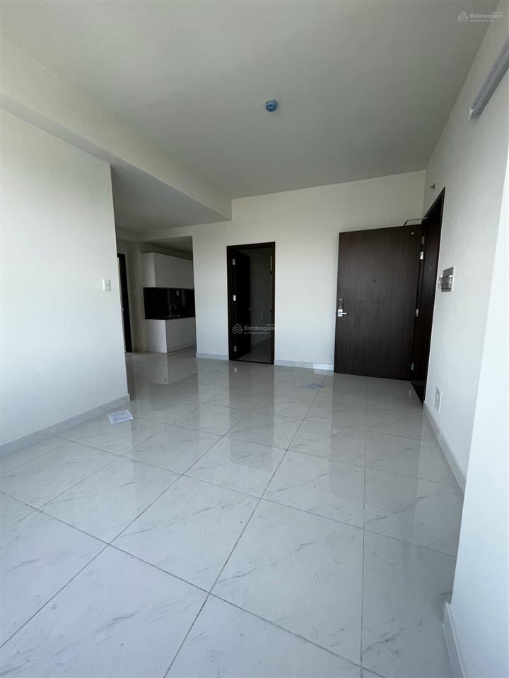 Bán căn hộ green river quận 8 dt 80m2 3 phòng ngủ  2wc giá 3tỷ8 nhà trống, có sổ hồng, nh cho vay