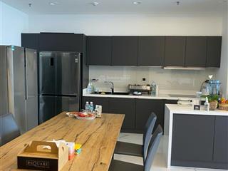 Bán căn hộ 3pn sarina giá chỉ 17.2ty.  em tài 0902 477 ***