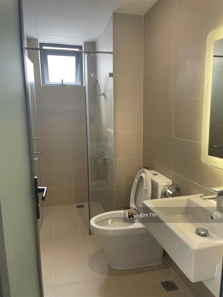 Căn góc 2pn 2wc 70m2 q7 boulevard view thoáng tầng đẹp có nội thất chỉ 2.8 tỷ