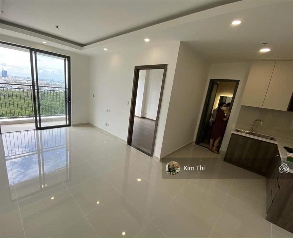 Bán 1pn 1wc 50m2 q7 boulevard hoàn thiện cơ bản chỉ 2.1 tỷ sẵn hđ thuê sang tên tại cđt