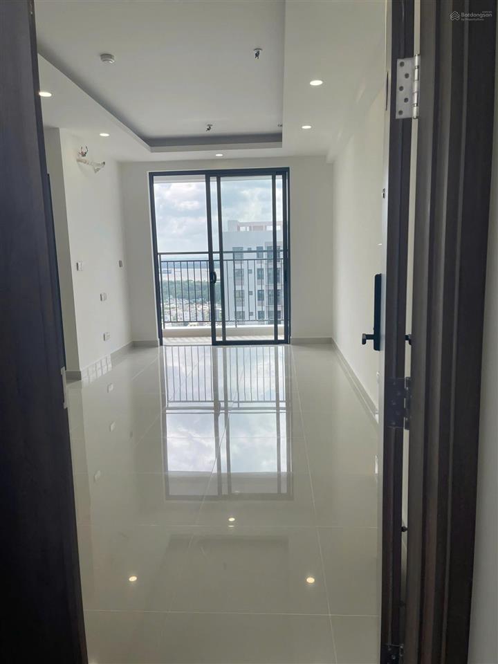 Bán căn 2pn 2wc q7 boulevard nguyễn lương bằng  căn góc  ban công và logia riêng  3.9 tỷ (97%)