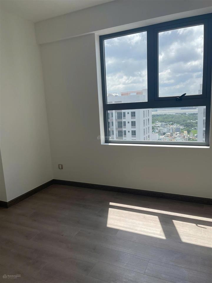 Bán căn 2pn 2wc q7 boulevard nguyễn lương bằng  căn góc  ban công và logia riêng  3.9 tỷ (97%)