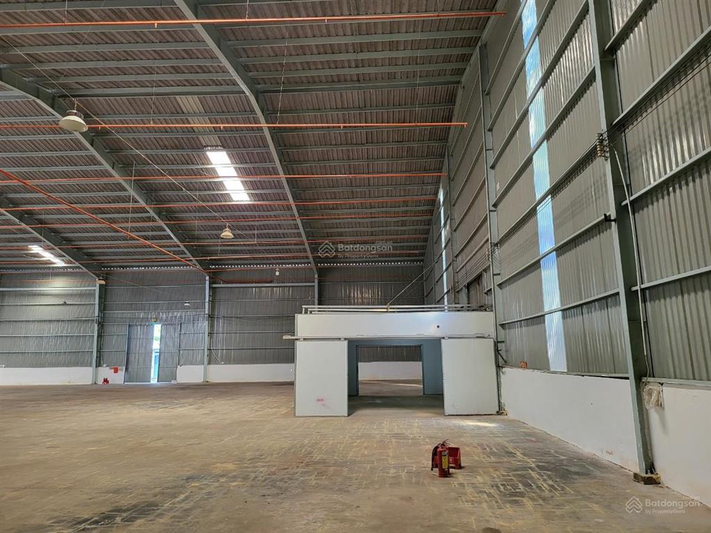 Cho thuê kho xưởng mới 2.720m2 tại bến cát pccc tự động giá 60.000đ/m2/tháng