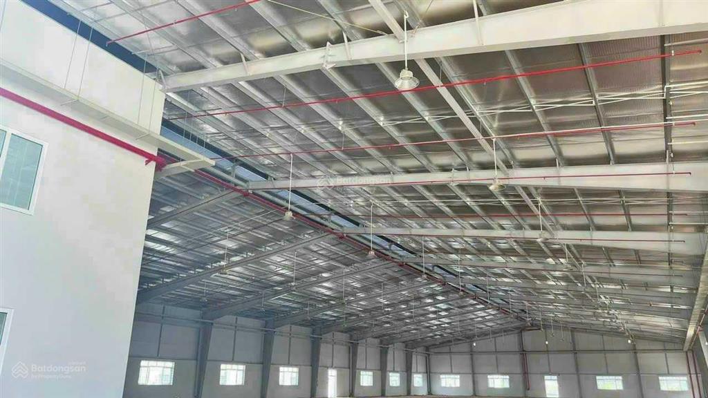 Cho thuê 2100m2 xưởng tân uyên giá 150 triệu/tháng, pccc tự động xưởng mới giá tốt
