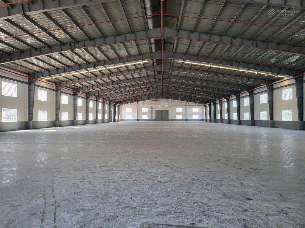 Cho thuê 2100m2 xưởng tân uyên giá 150 triệu/tháng, pccc tự động xưởng mới giá tốt