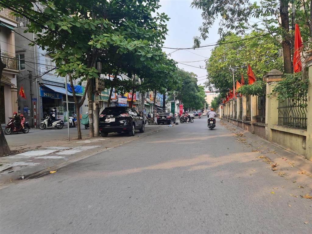 8.16 tỷ. chia lô xây ccmn. ô đất 65m2, mặt tiền 6m. lô góc, đường 3m, ngọa long minh khai