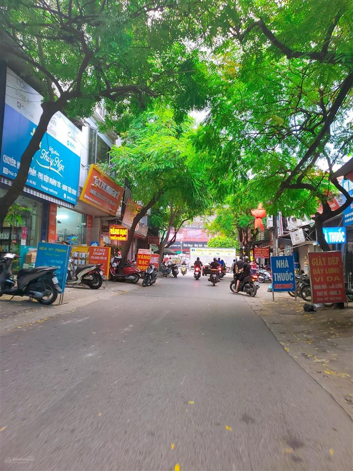 12.96 tỷ. có thể cho thuê đất. ô đất 72m2. mặt tiền 6m. lô góc. đường 6m. mặt ngõ 199  phúc diễn