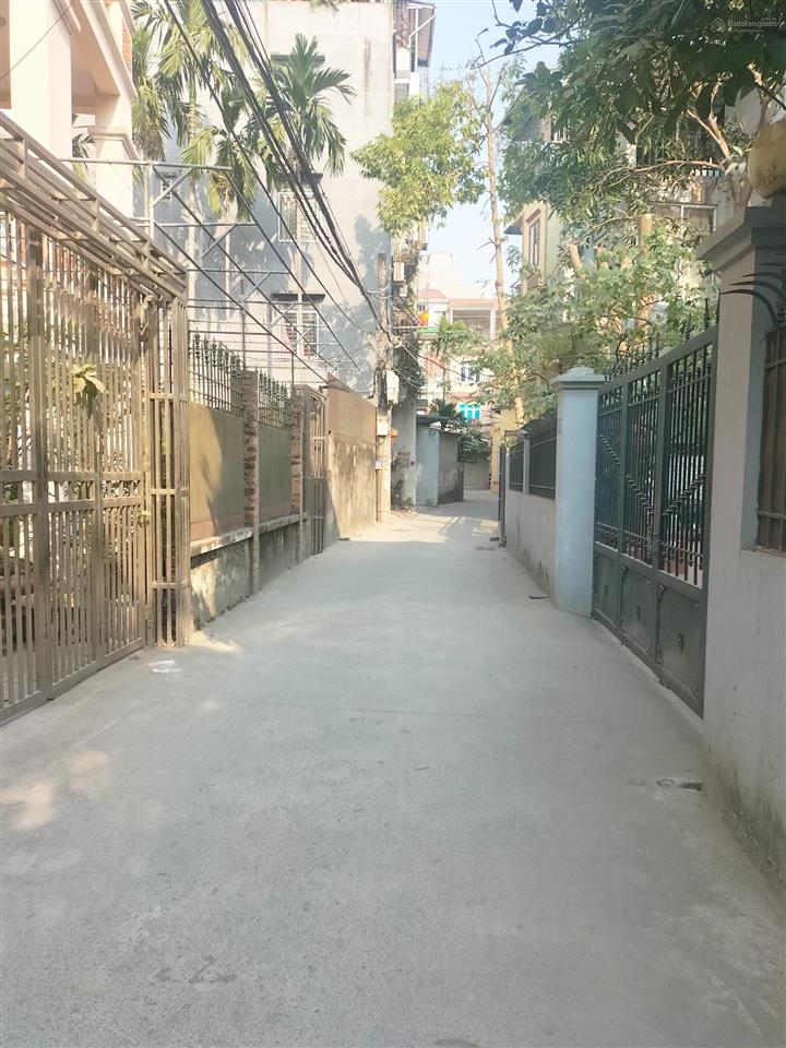 8.75 tỷ. chia lô xây ccmn đầu tư. thửa đất 70m2. mặt tiền 6,5m. đường 3m, ngõ 193 phú diễn