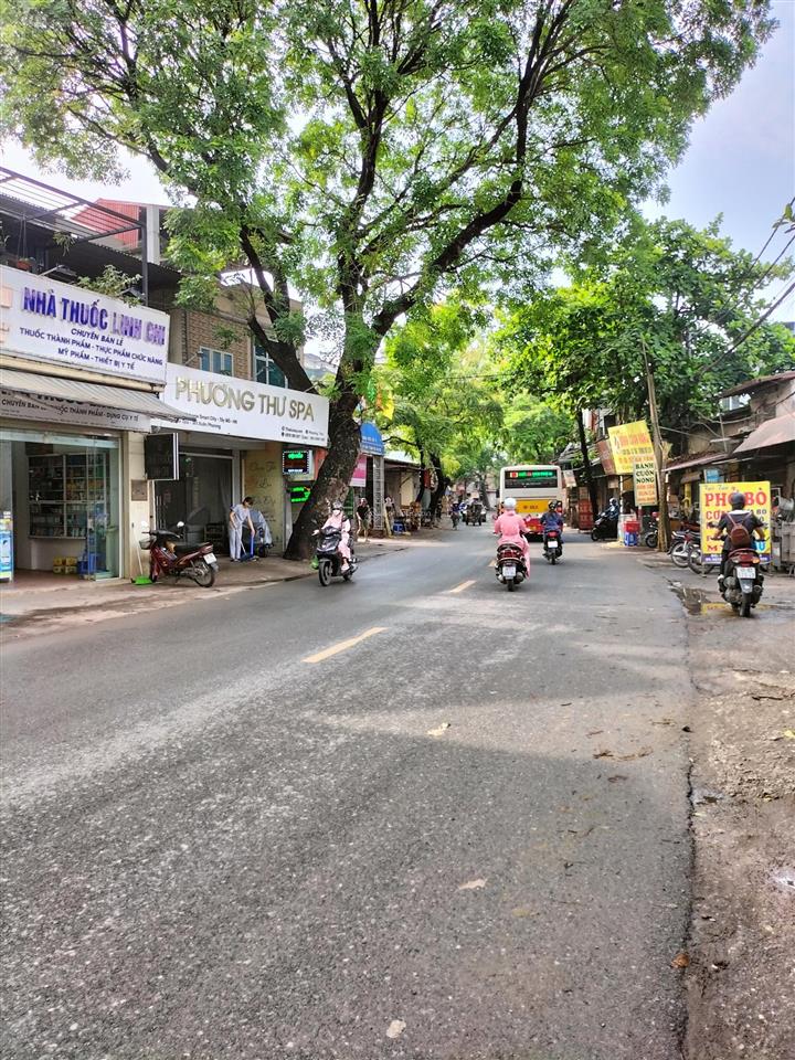 6.6 tỷ. đầu tư xây ccmn. lô đất 55m2. mặt tiền 4m. đường 3m. cách ô tô 150m xuân phương ntl