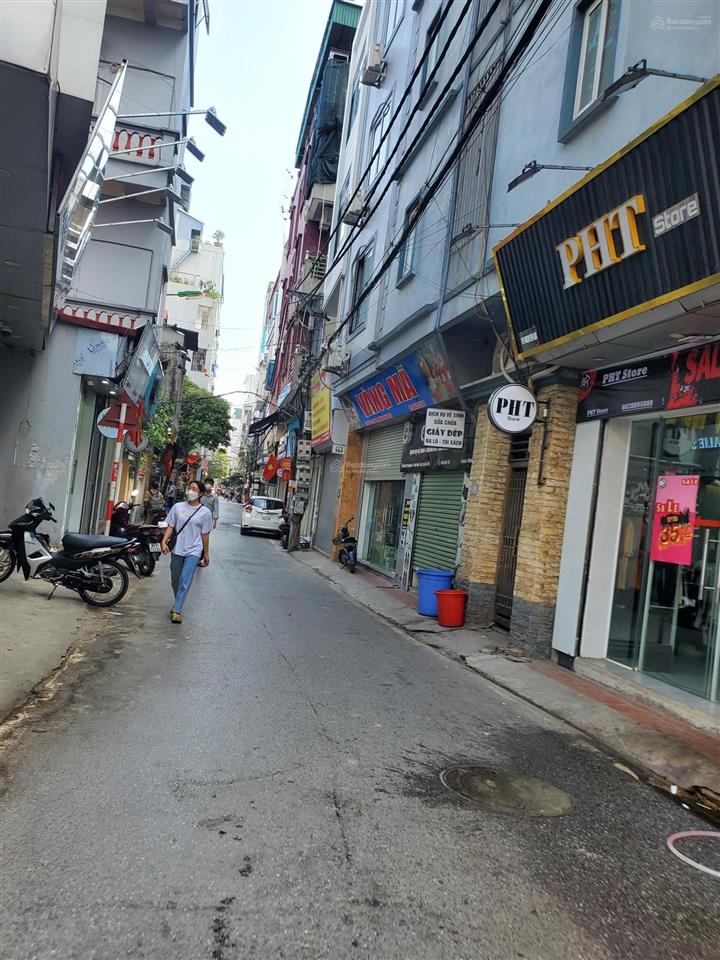 10.2 tỷ. có thể cho thuê đất. thửa đất 60m2. mặt tiền 5m. đường 5m. mặt chợ nguyên xá  btl