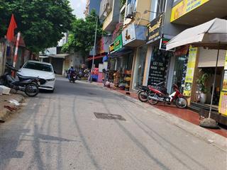 10.2 tỷ. có thể cho thuê đất. thửa đất 60m2. mặt tiền 5m. đường 5m. mặt chợ nguyên xá  btl