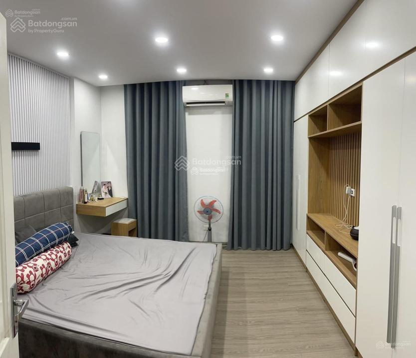 7.625 tỷ. không ở thì cho thuê. căn nhà 46m2 x 4m x 5t x 6pn. đường 3m. cách ôtô 150m, xuân phương