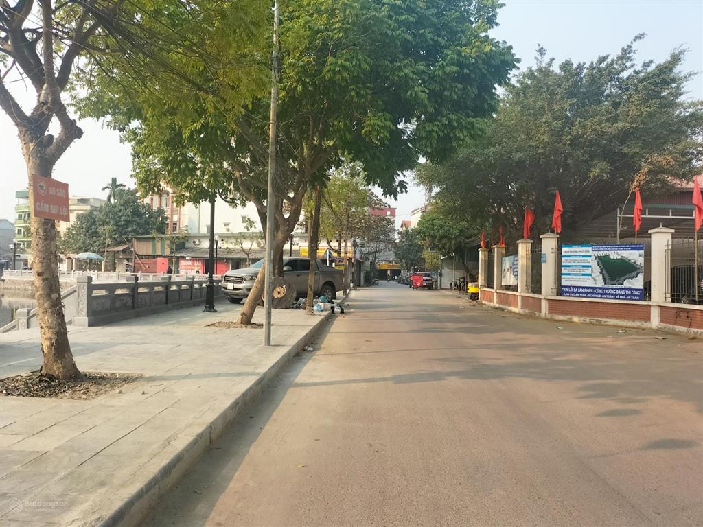 19 tỷ. chia lô  xây ccmn. mảnh đất 120m2 mặt tiền 12m. 2 mặt tiền, đường 2,8m. đức diễn  btl