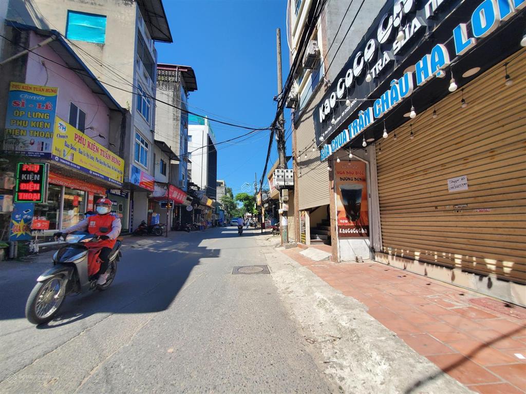 10,44 tỷ. có thể cho thuê đất. thửa đất 58m². mặt tiền 4m. lô góc. đường 5m. mặt chợ  phú diễn.