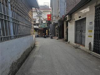 7.8 tỷ  chia lô  xây ccmn. mảnh đất 65m2. mặt tiền 6m, lô góc. đường 3m. ngõ 96 hòe thị  ntl