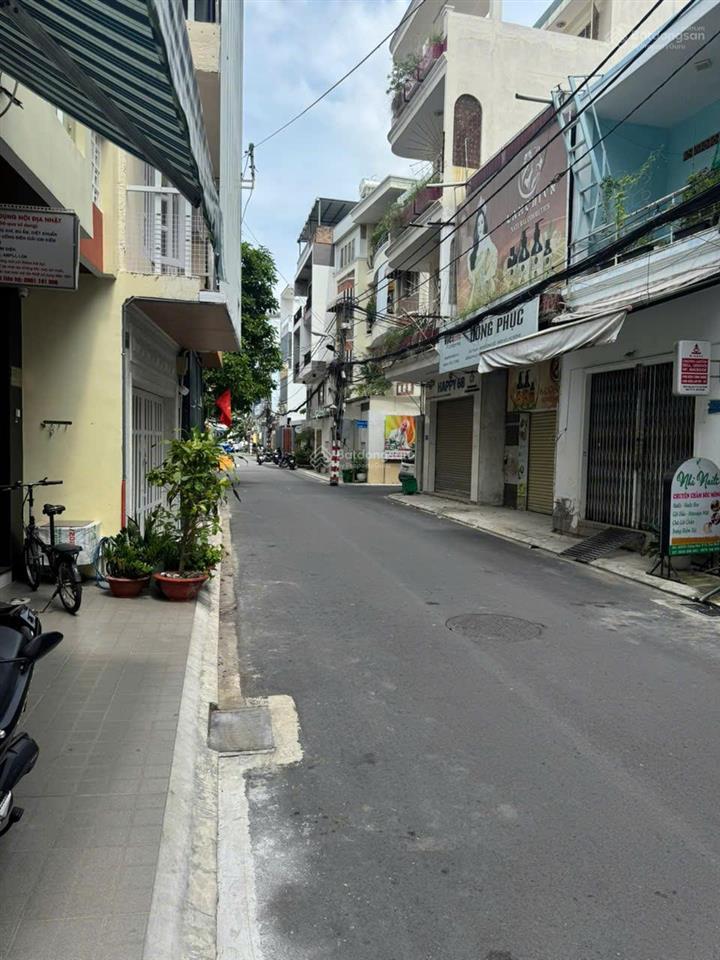 Bán nhà hxh hoàng hoa thám, p.12, tân bình (4,5*15m) gần nhà ga t3