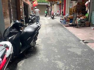 Nhà mặt ngõ kinh doanh  phố minh khai  lô góc thoáng sáng  ô tô đỗ cửa