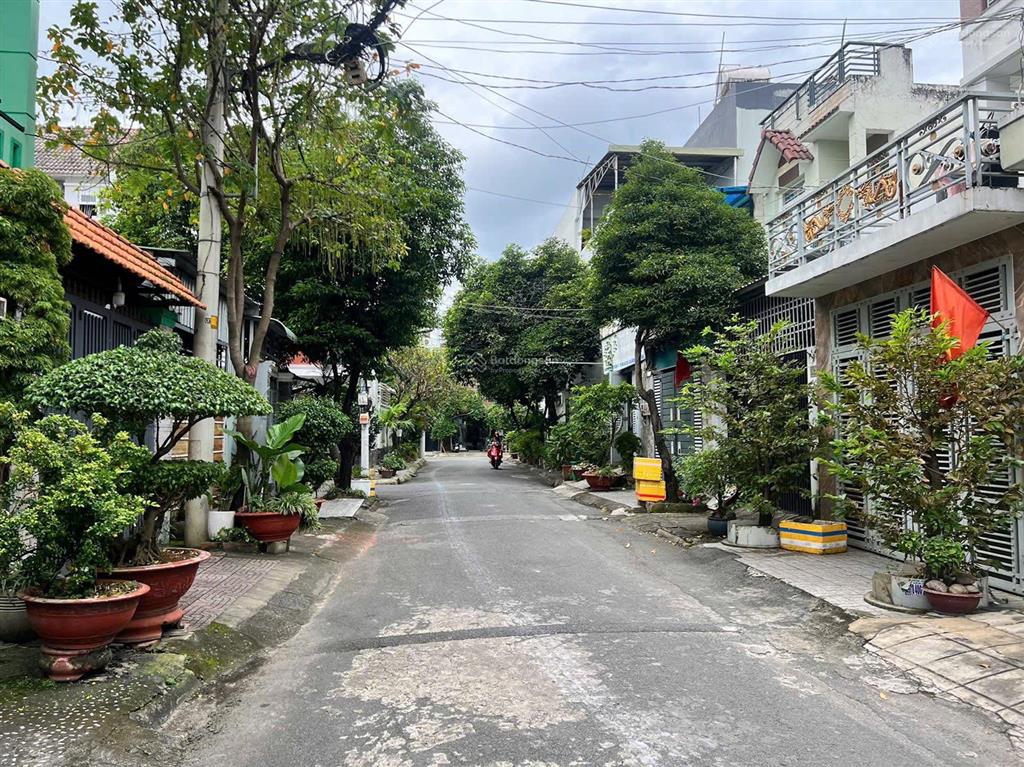 Nhà đẹp 2 mặt tiền hẻm xe tải tô ký gần nguyễn ảnh thủ  4 x 20m