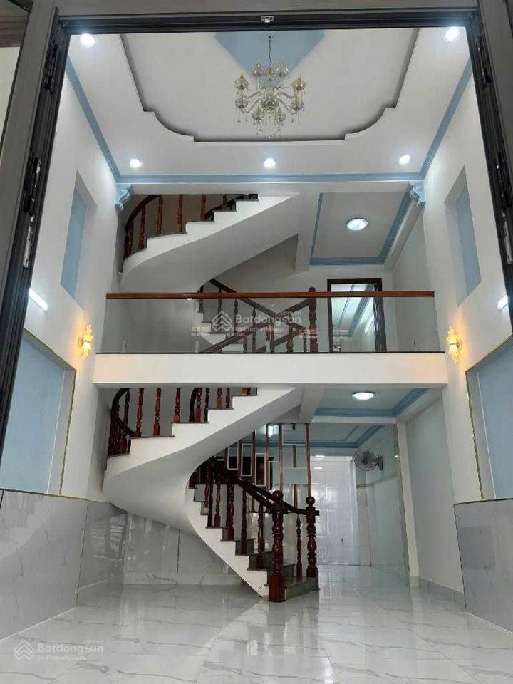 Nhà 3 tầng ( 4.5 x 16 ) hẻm xe hơi nguyễn ảnh thủ trung mỹ tây