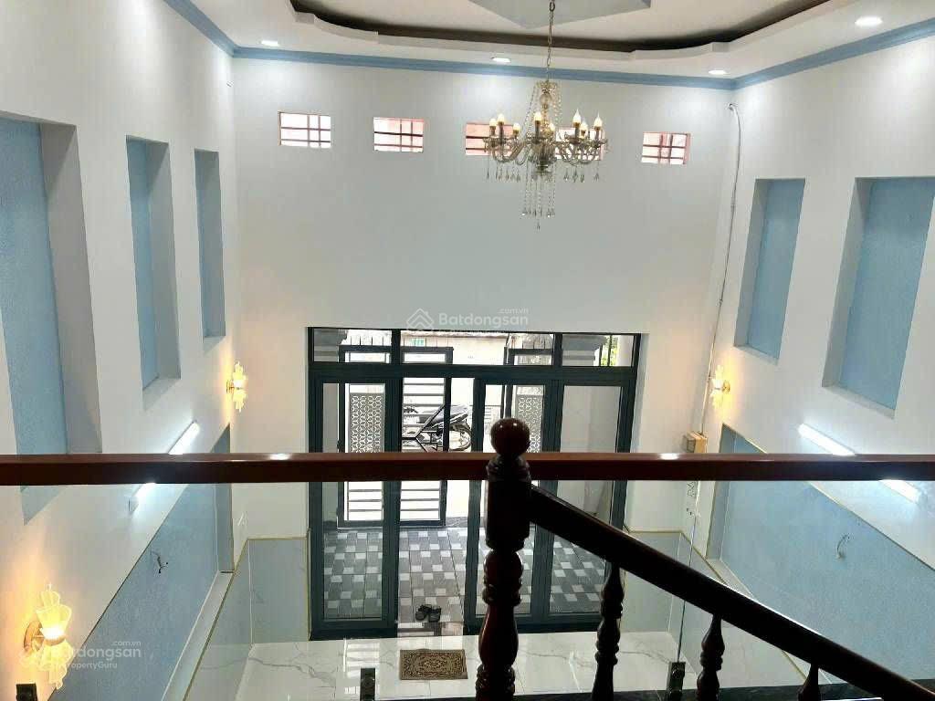 Nhà 3 tầng ( 4.5 x 16 ) hẻm xe hơi nguyễn ảnh thủ trung mỹ tây