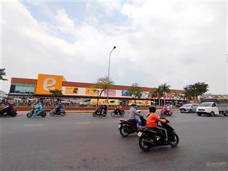 Phan văn trị, 5 tầng  5m x 17m, thang máy, khu hiếm nhà bán, ngay siêu thị emart, kdc cityland