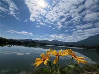 Đất đẹp view cánh đồng thoáng mát, 2 mặt tiền, vị trí gần hồ đẹp chuẩn như trong ảnh, cách chợ 150m