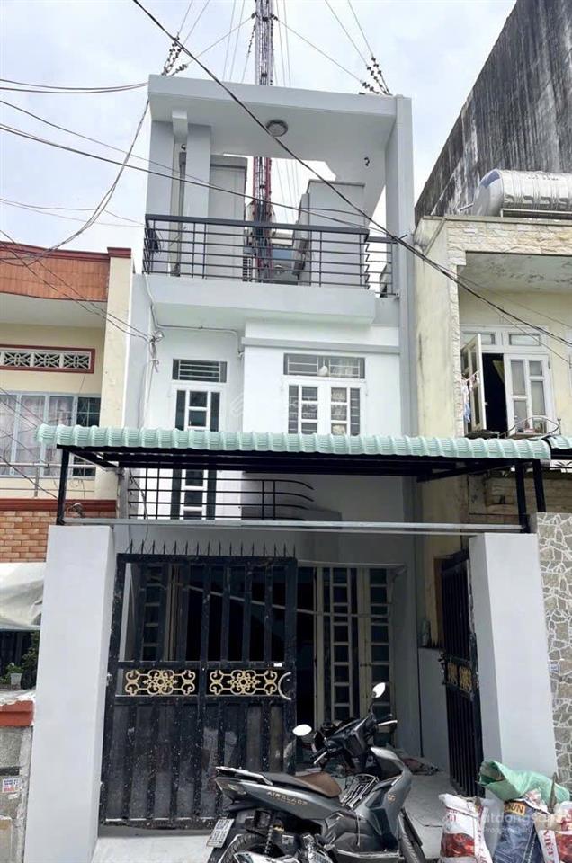 Bán nhà 3 tầng, ngay vòng xoay an lạc (4 x 20m) hẻm 7m 4,8 tỷ tl