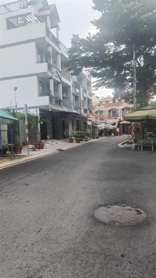 Lê công phép,an lạc,bìnhtân,ngay kdc lý chiêu hoàng (4m x 25m x 5 tầng) 8,8 tỷ tl