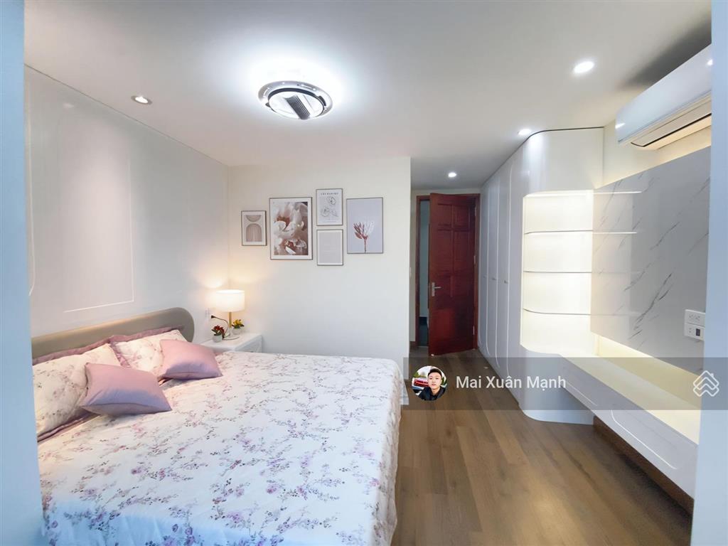 Bán liền kề kđt nam la khê hà đông, mặt đường 20m, vỉa hè rộng, kinh doanh sầm uất.