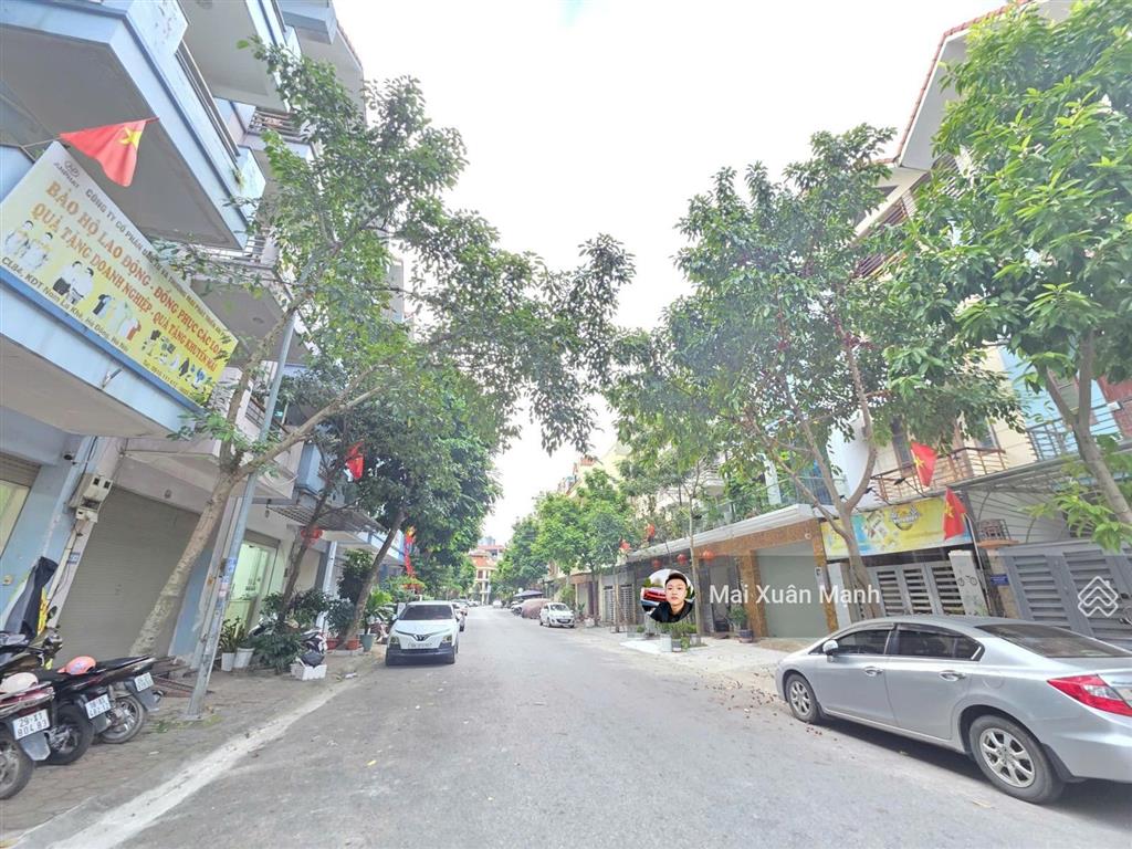 Bán liền kề kđt nam la khê hà đông, mặt đường 20m, vỉa hè rộng, kinh doanh sầm uất.