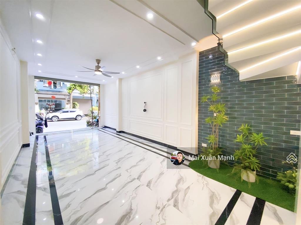 Bán liền kề kđt nam la khê hà đông, mặt đường 20m, vỉa hè rộng, kinh doanh sầm uất.