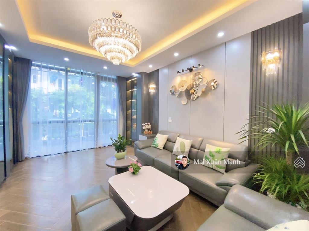 Bán liền kề kđt nam la khê hà đông, mặt đường 20m, vỉa hè rộng, kinh doanh sầm uất.