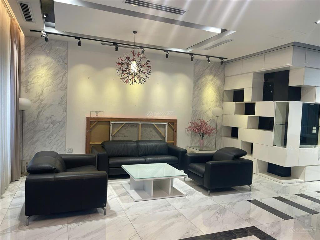 Cho thuê bt 4pn, 250m2, 40 triệu, vinhomes riverside, phúc lợi, long biên, hà nội hot!
