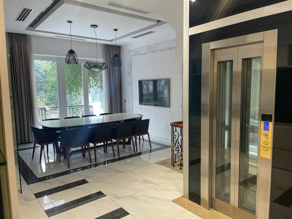 Cho thuê bt 4pn, 250m2, 40 triệu, vinhomes riverside, phúc lợi, long biên, hà nội hot!